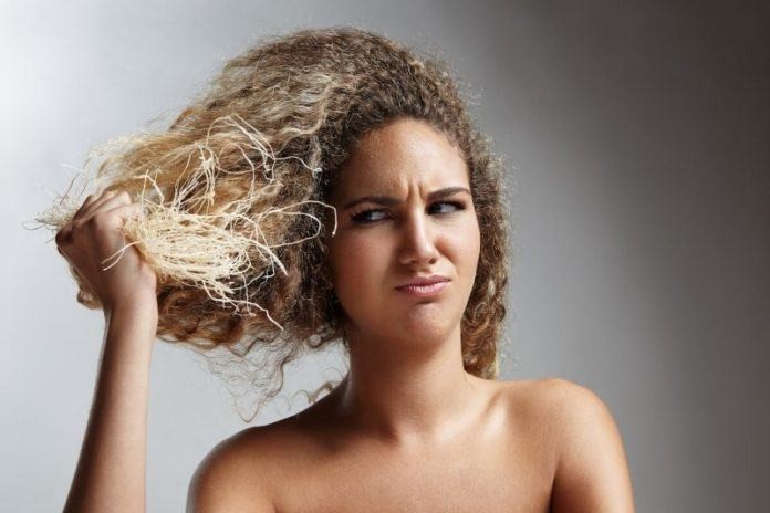 5 способов уменьшить вред жесткой воды для кожи и волос