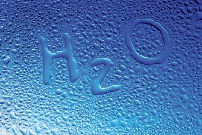 Холодная вода против теплой: сравнение положительных эффектов от обливания (холодная, против, теплый, сравнение) вода, капли