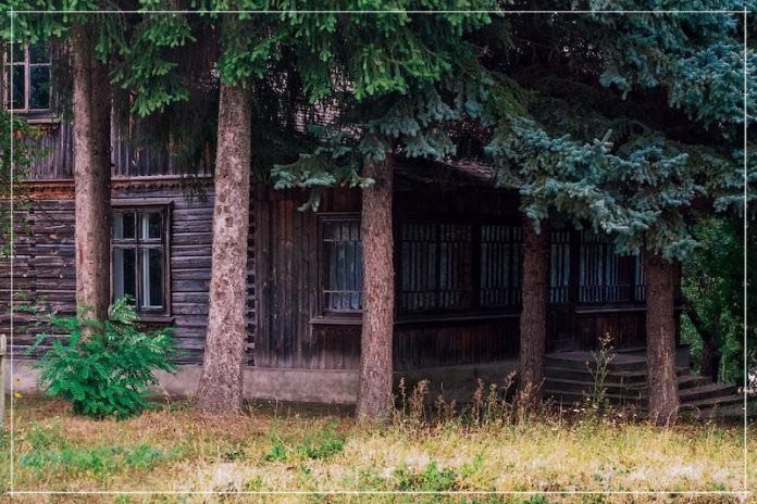 Как заменить нижние венцы деревянного сруба бани и дома (заменить, нижний, венец, деревянный, сруб) Как заменить нижние венцы деревянного сруба бани и дома