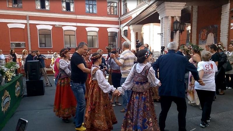 Мои впечатления о фестивале русской бани в Сандунах (впечатление, фестиваль, русская, баня, сандунах) Ноги сами идут в пляс